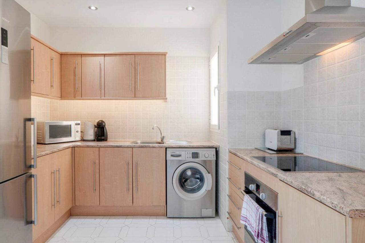 מיחאס Miraflores Apartment מראה חיצוני תמונה
