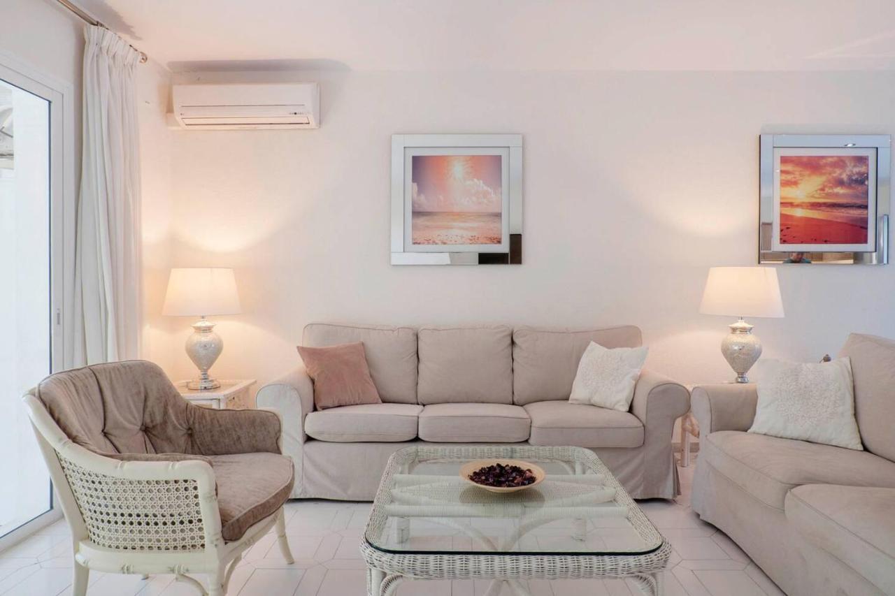 מיחאס Miraflores Apartment מראה חיצוני תמונה