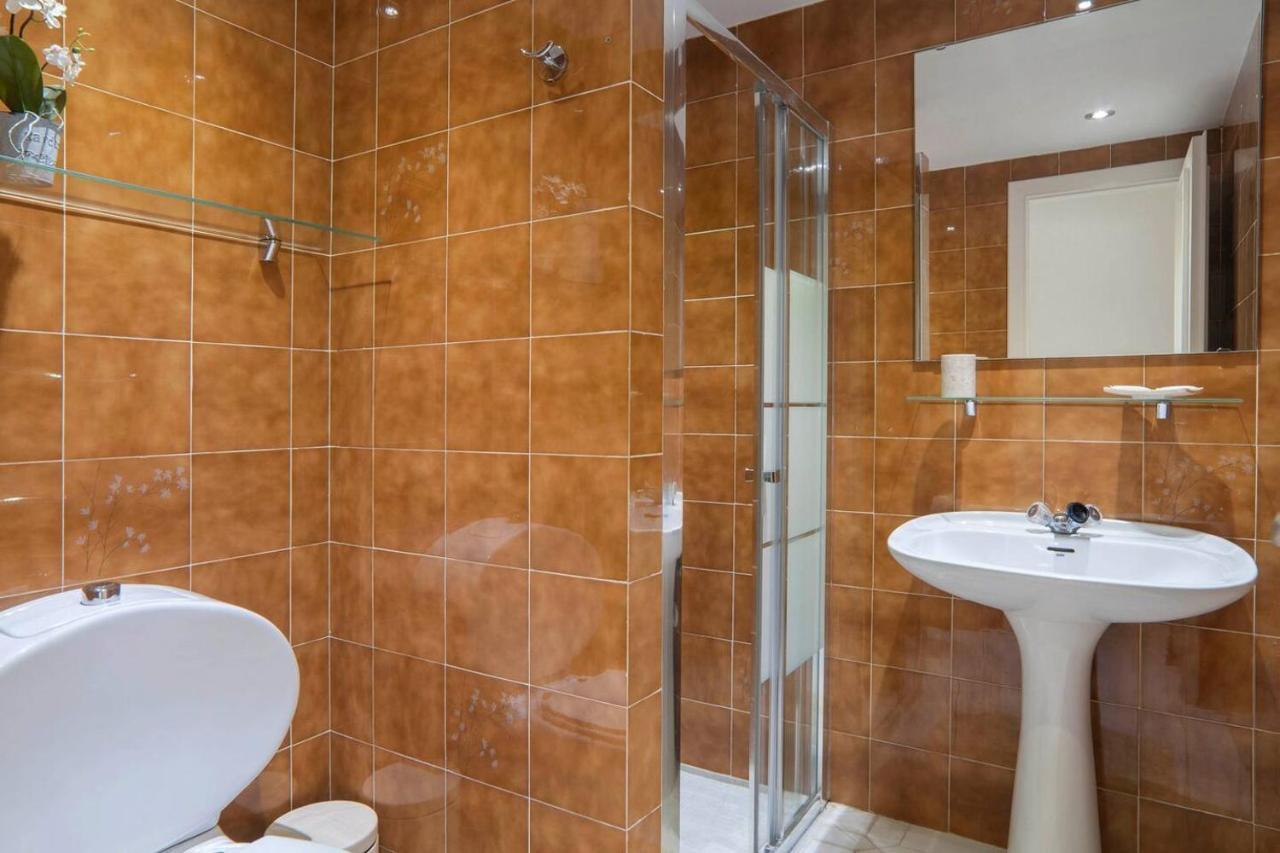 מיחאס Miraflores Apartment מראה חיצוני תמונה
